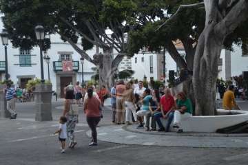 Oficios religiosos del mediodía y procesión del Santo Cristo de Telde (Foto TA)